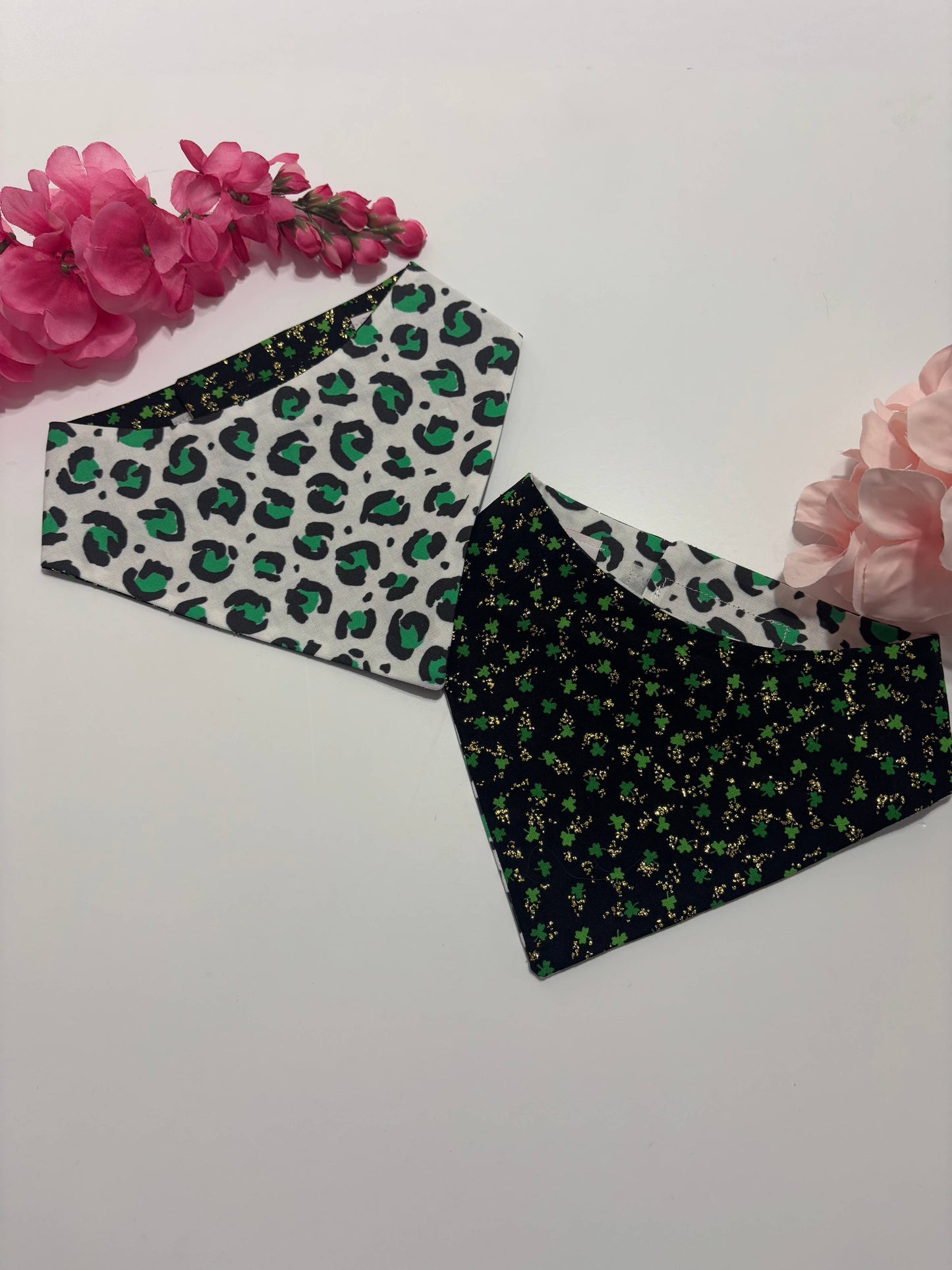 The Pet Scout Shop - White Lucky Leopard Print Bandana: L