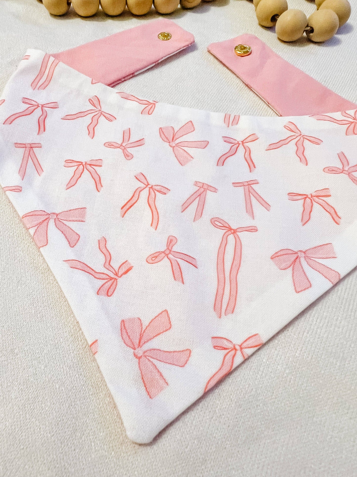 StellaLoo - Coquette Bows Snap-On Reversible Dog Bandana, Curved Neck: L