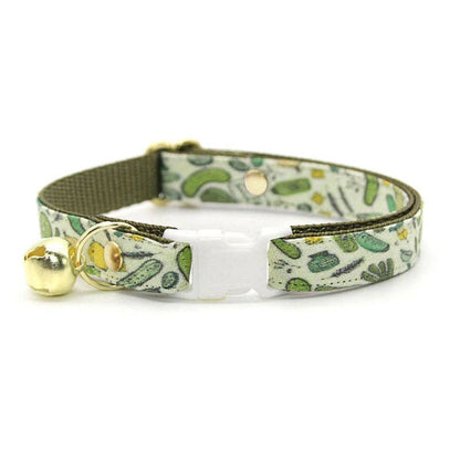 Made By Cleo - "Kind Of A Big Dill" - Pickle Cat Collar: Breakaway / Gold / Adult Cat (8-13)