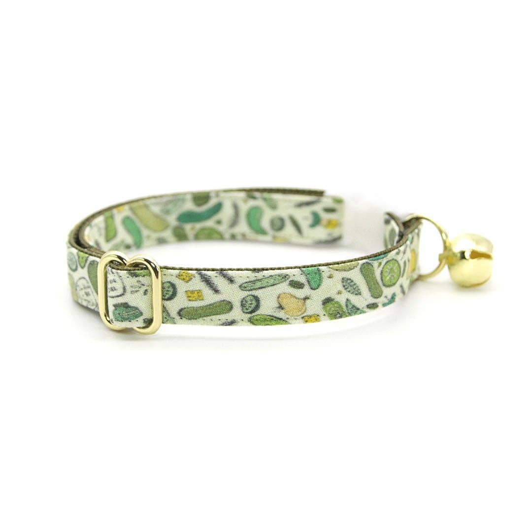 Made By Cleo - "Kind Of A Big Dill" - Pickle Cat Collar: Breakaway / Gold / Adult Cat (8-13)