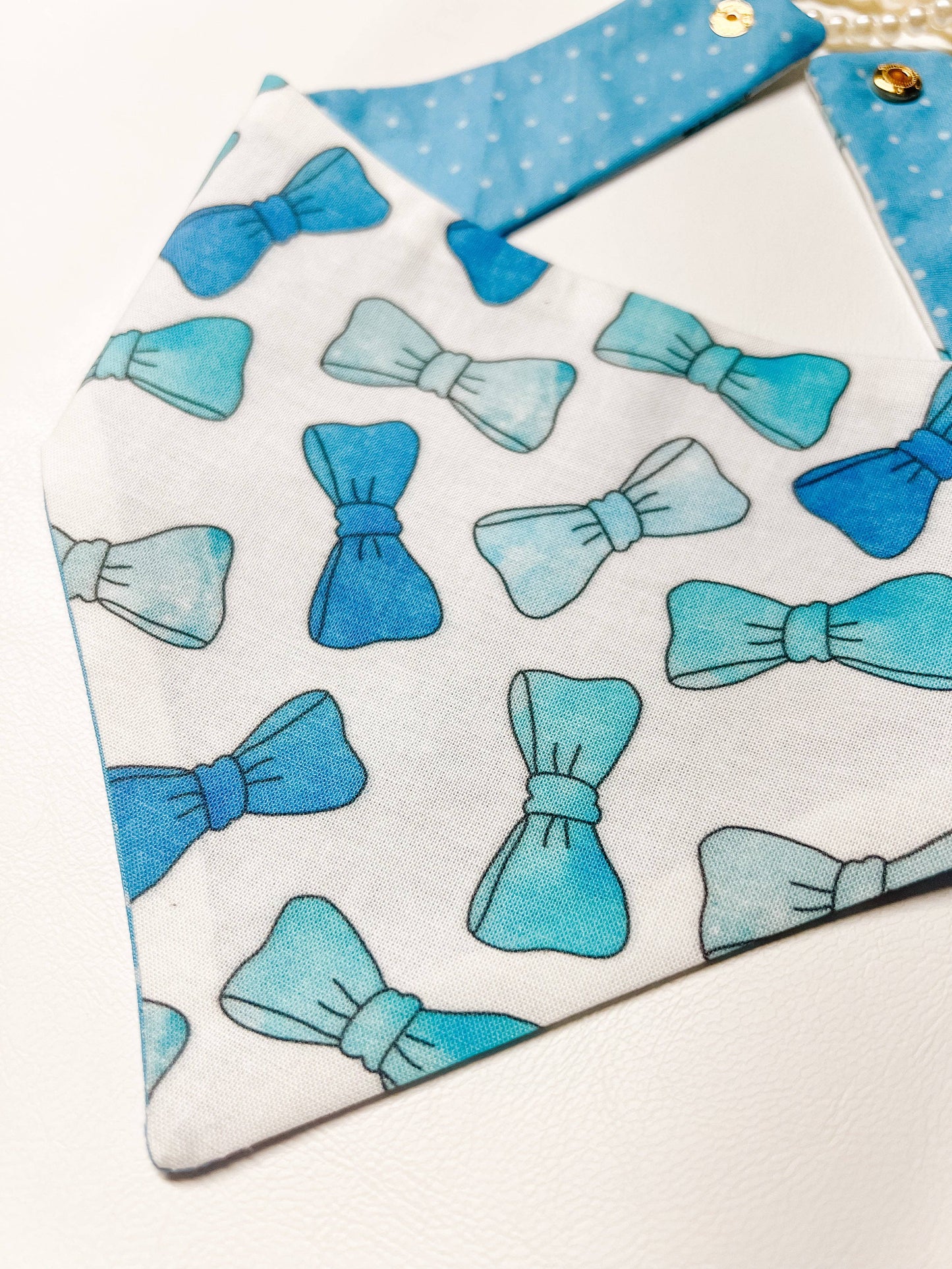 StellaLoo - Blue Bows Snap-On Reversible Dog Bandana, Curved Neck: M