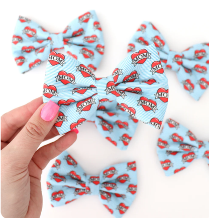 MOM LOVE- PET BOW TIE: Small