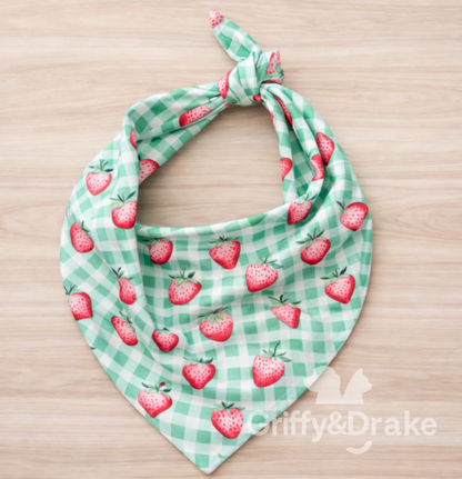 Strawberry Picnic 🍓 - Standard Bandana